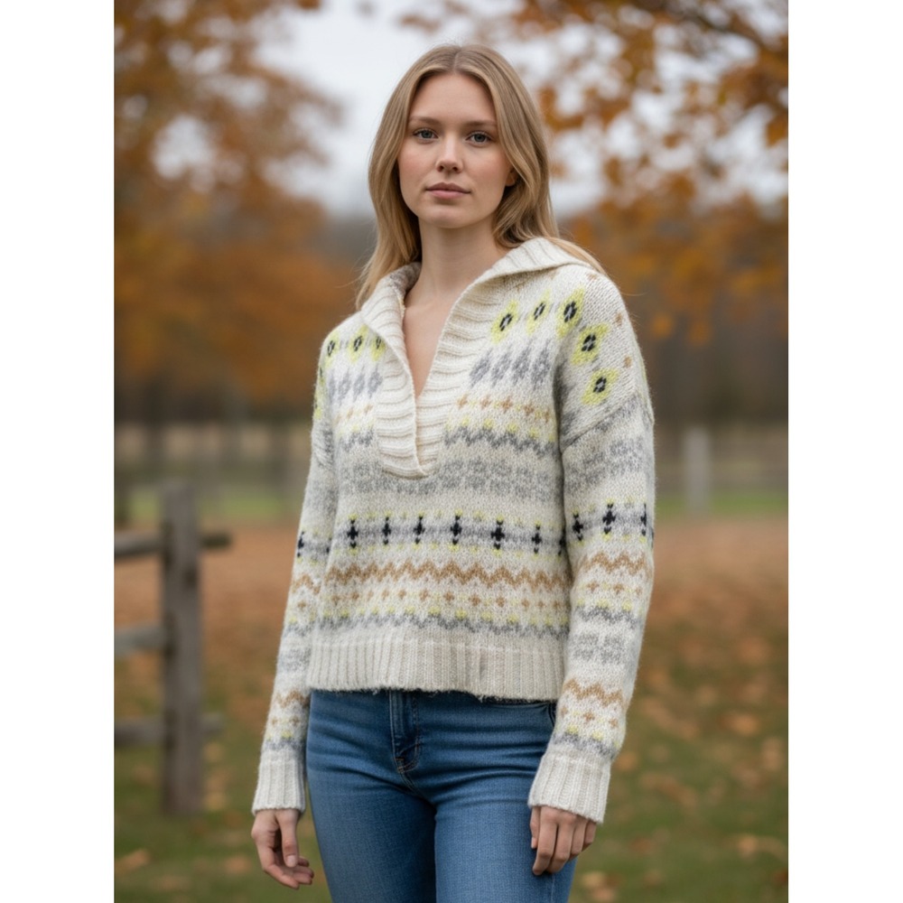 American Eagle Fair Isle Knit Pullover Sweater‎ XS Cream Yellow Gray Hooded NWT